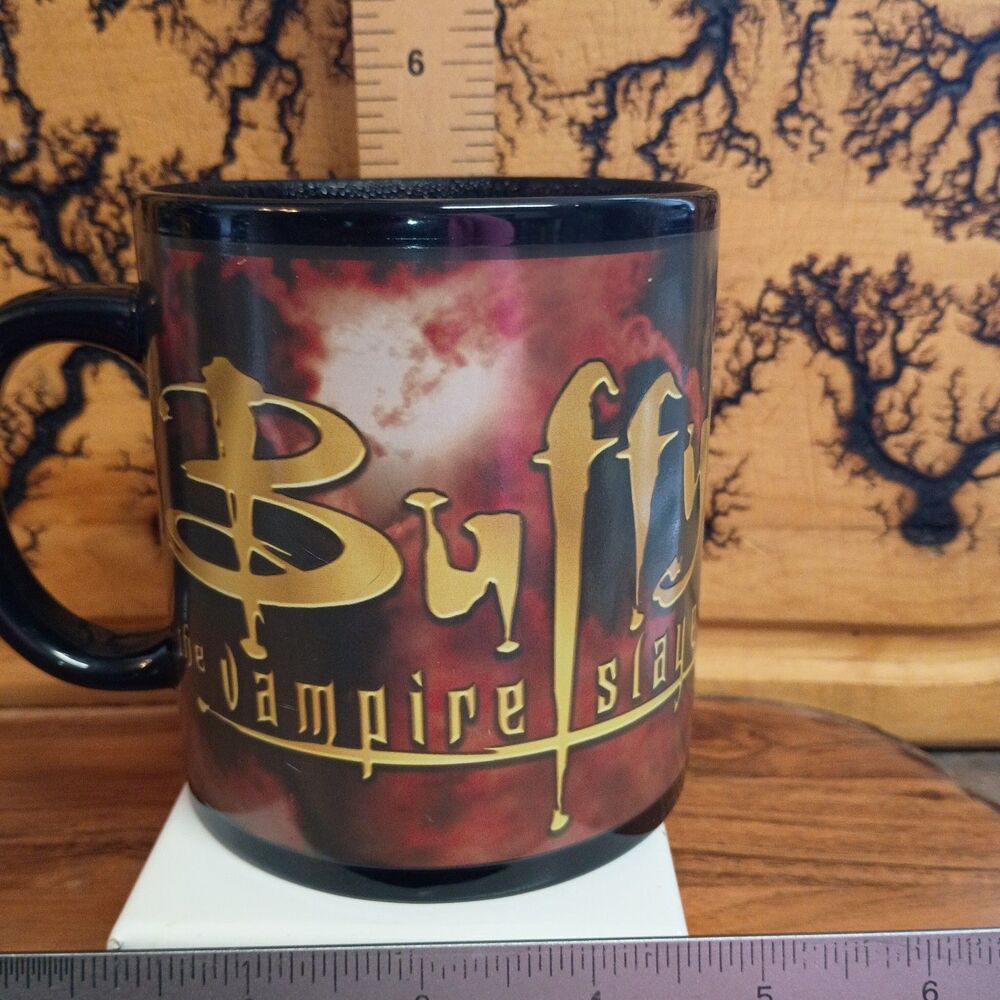 Surreal Entertainment Buffy the Vampire Slayer Heat Changing Mug NEW no box